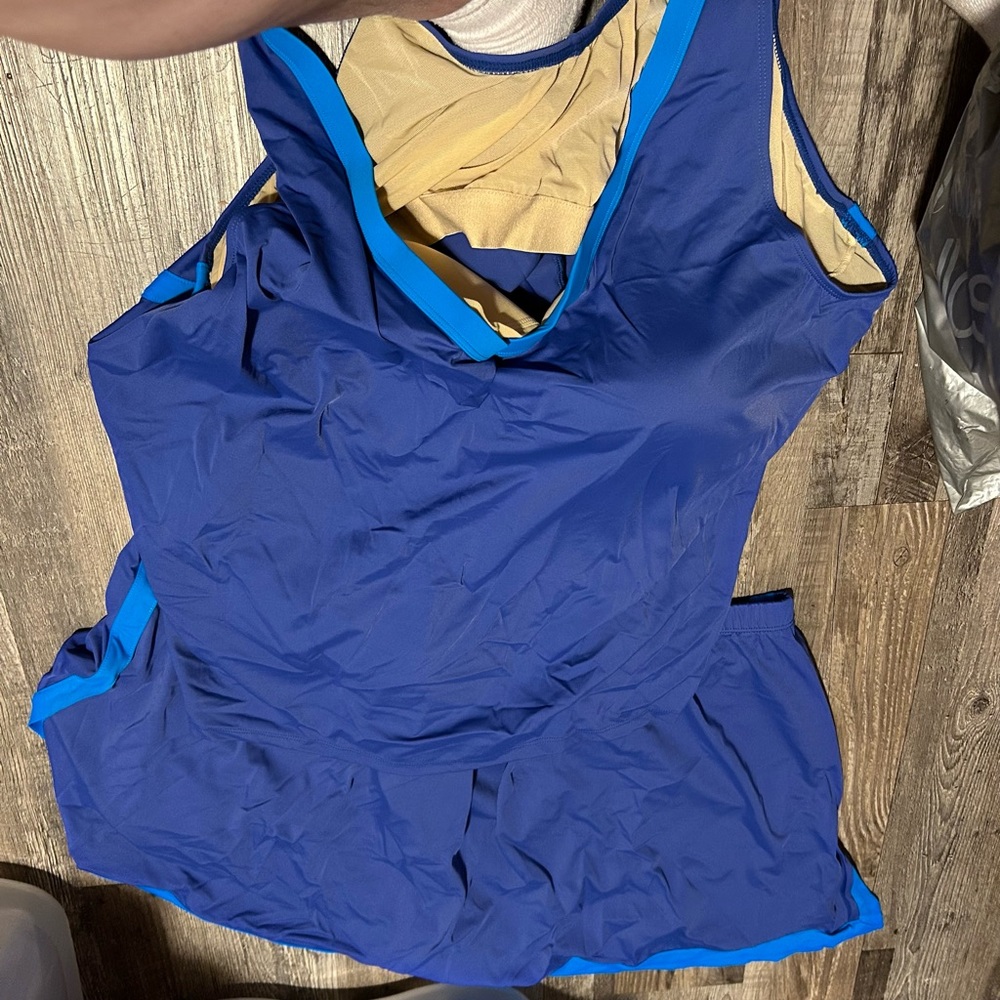 32W swimsuit top and bottom new tags